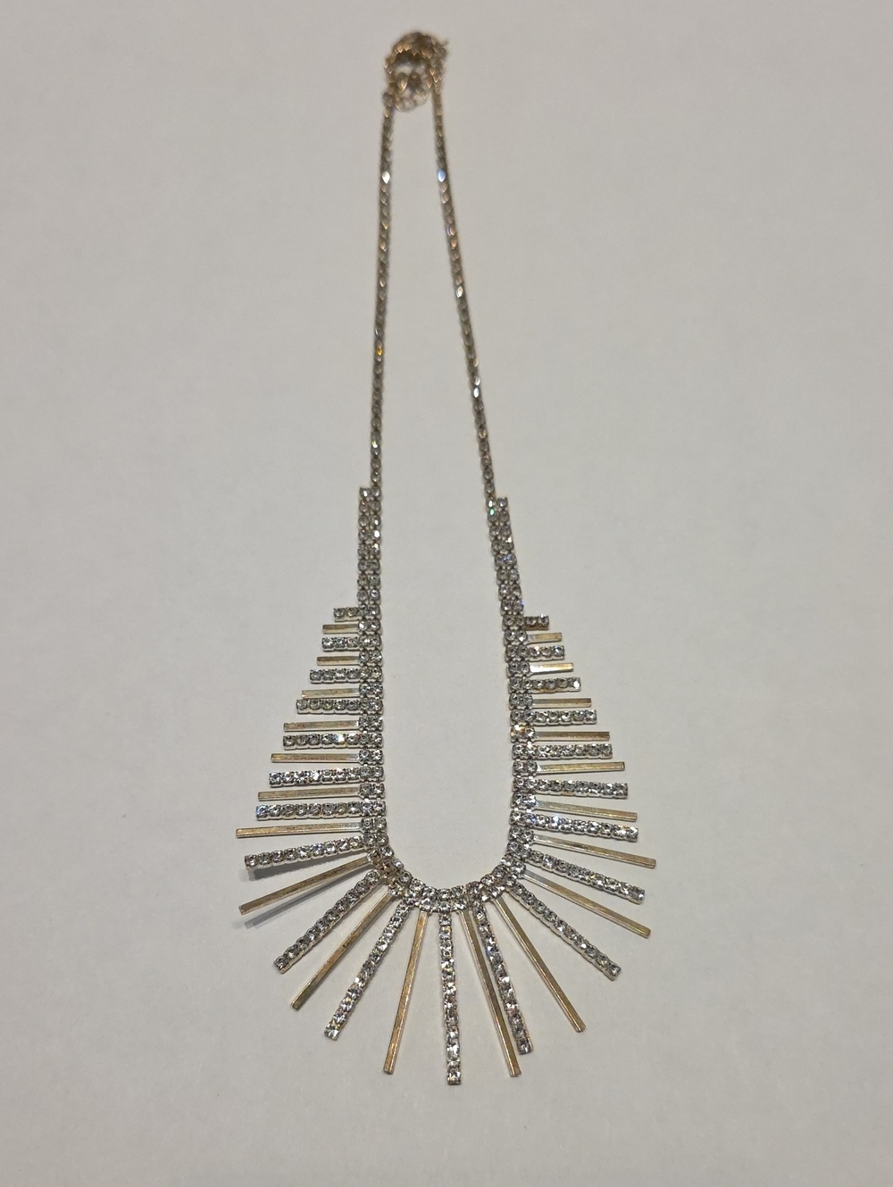 Sparkling 18" Silver Sunburst Rhinestone Necklace